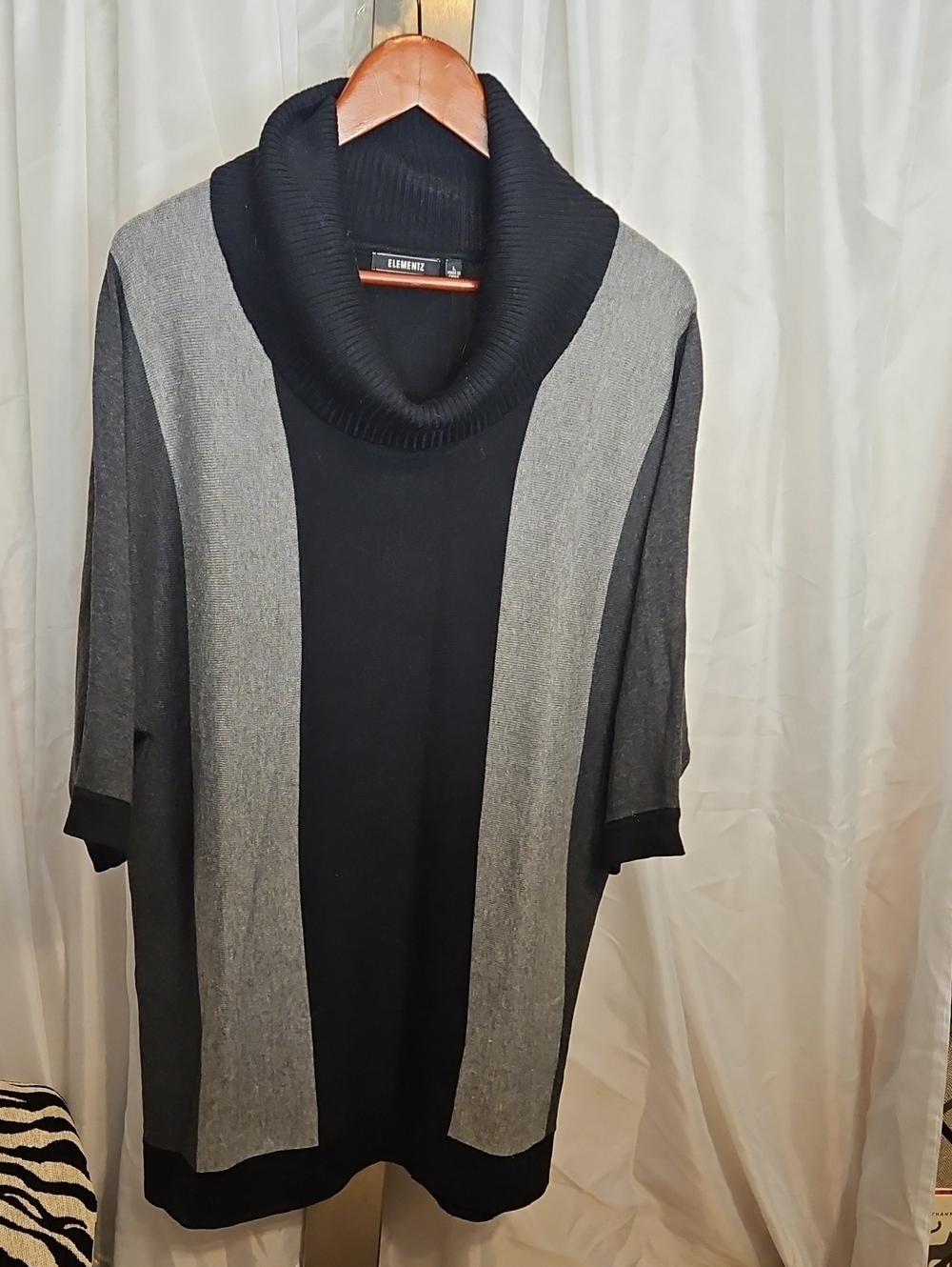 Elementz Black & Gray Vertical Panel Cowl Tunic Sweater Large
